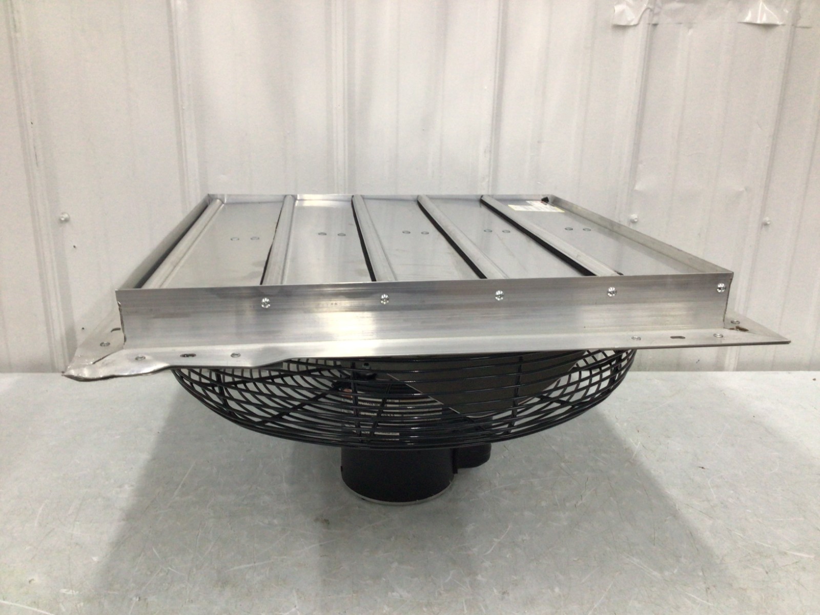 DAYTON – 484X44 Shutter Mount Exhaust Fan 20 in Blade 1/3 hp 1 ph