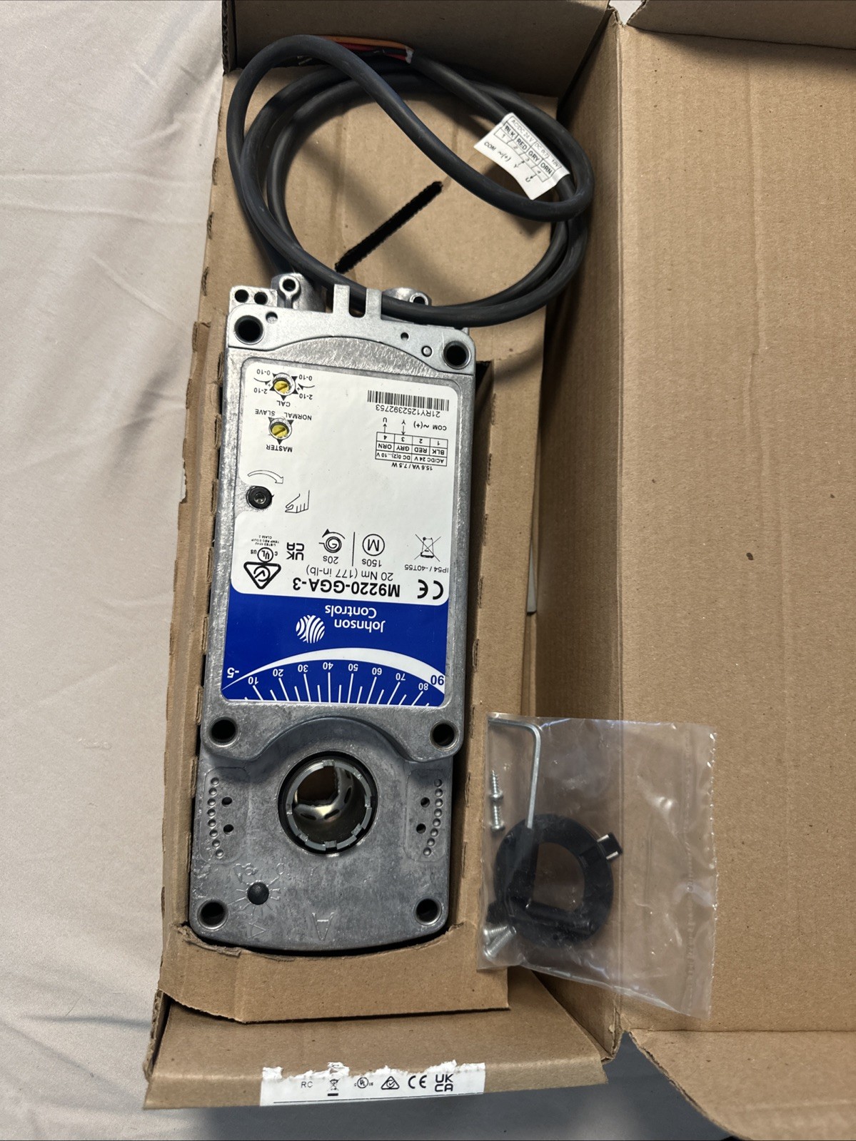 Johnson Controls M9220-GGA-3 24V Proportional Spring Return Actuator (177 lb-in)