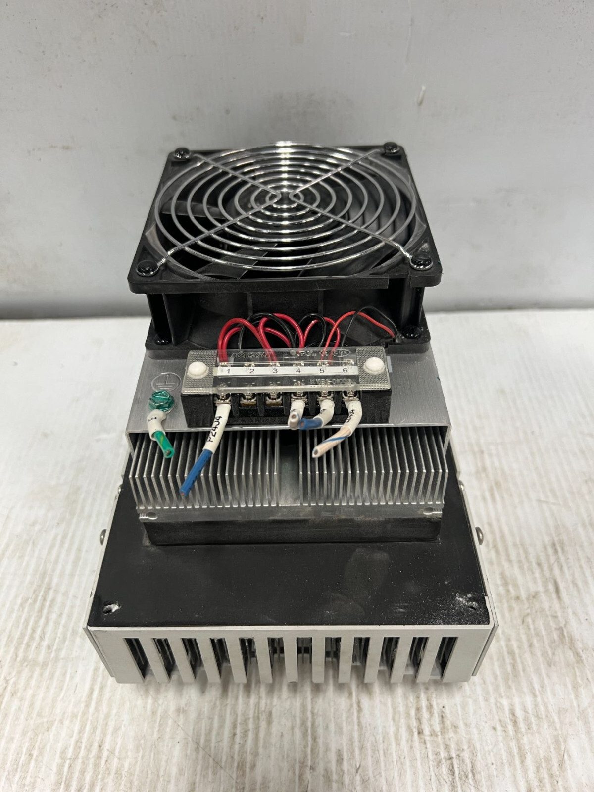 Pentair TE121024010 HOFFMAN Thermoelectric Coolers Indoor/Outdoor 6096