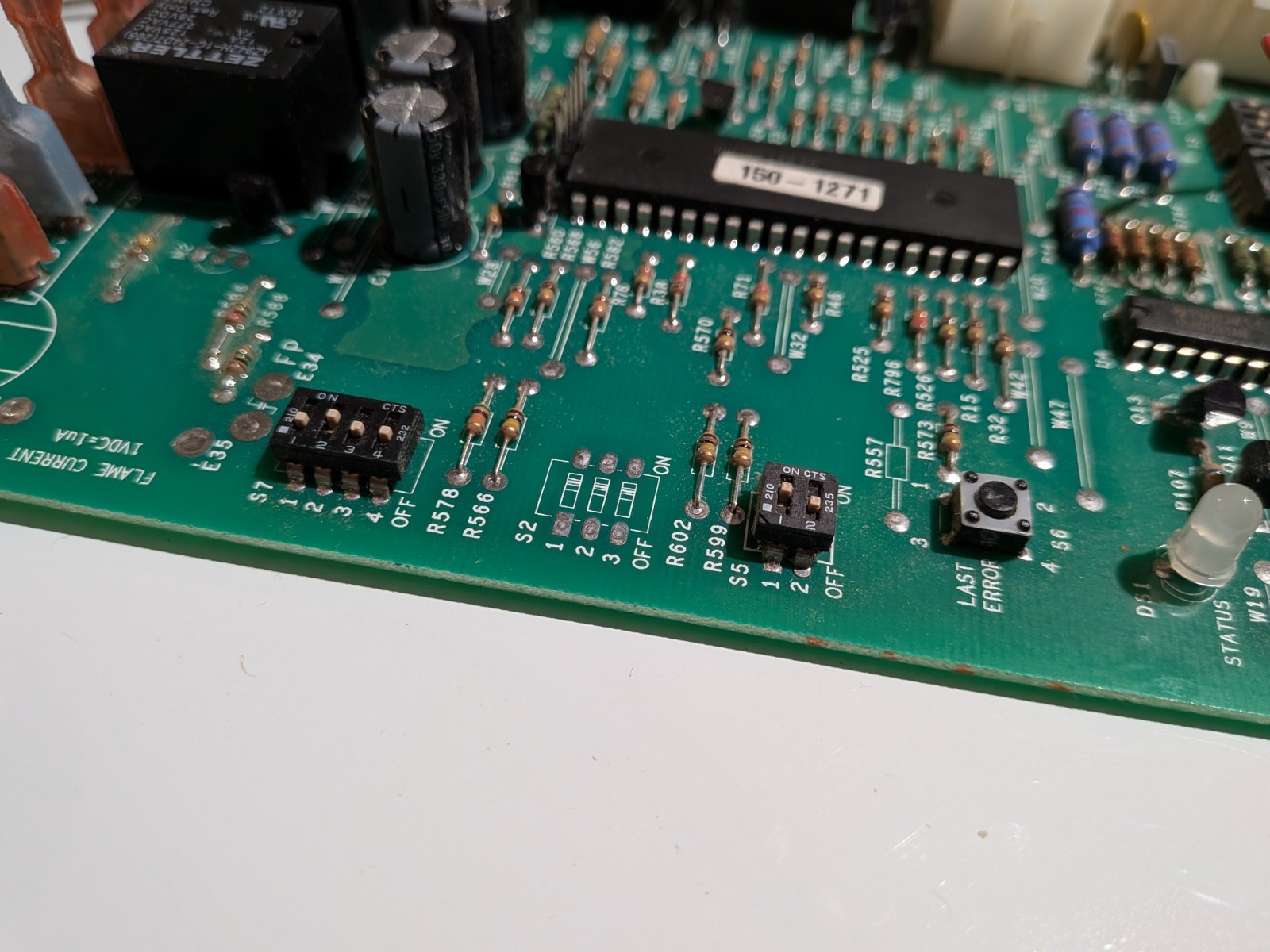Emerson 50V51-507-01 Furnace Control Board 24V 12A (D156245P01, CNT 06015)