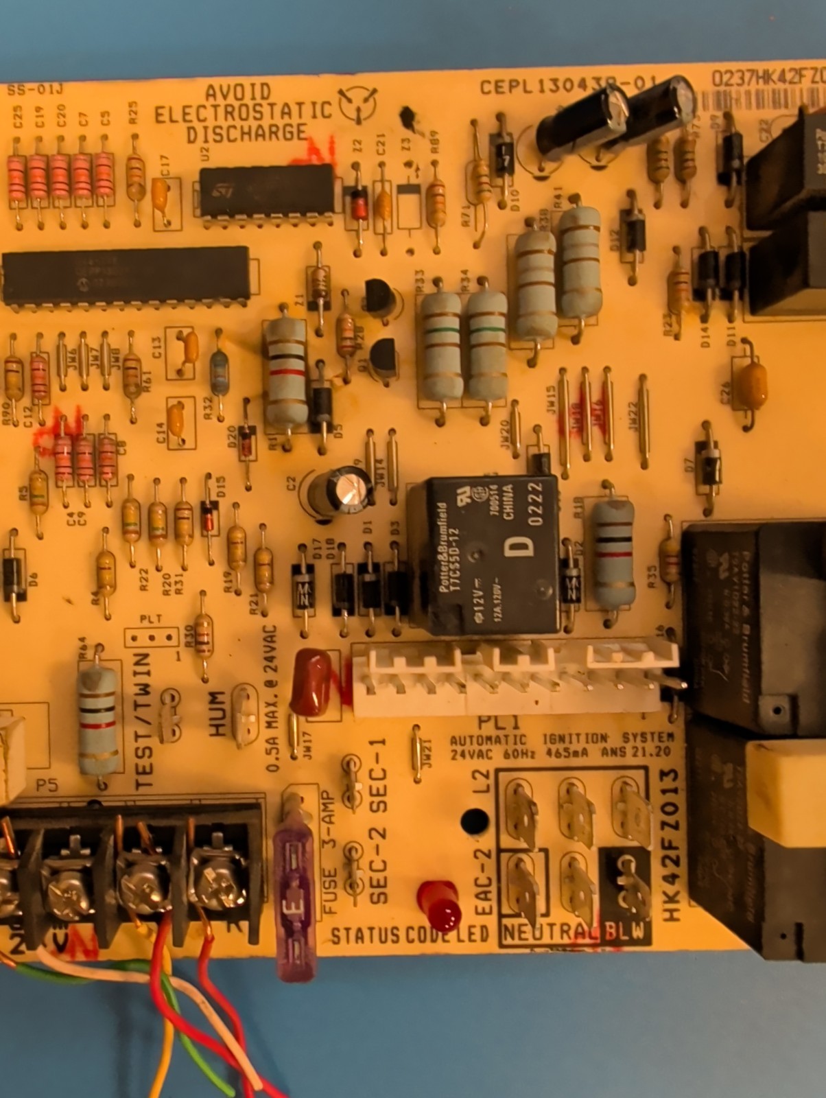 Carrier Bryant Payne CEPL130438-01 Control Circuit Board HK42FZ013