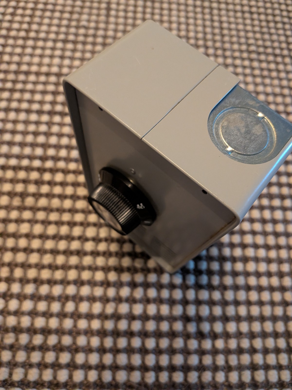 Markel TW1510 Surface Mounted Thermostat 06910802 208,240,277V 25A 1P