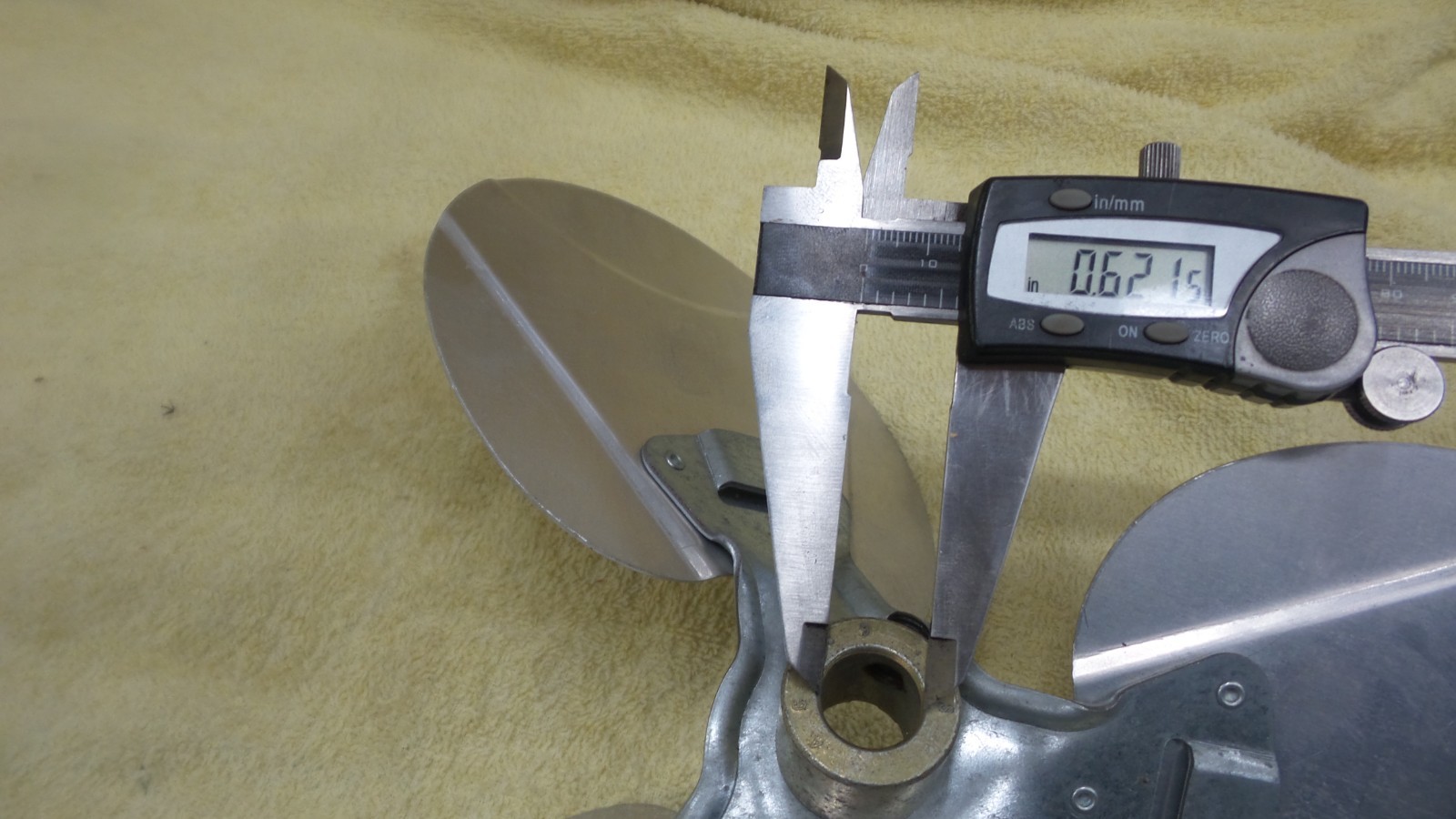 Dayton 4C459 Fan Blade, 12 Inch, 5/8 In Shaft, 1725 Max RPM, New, BS