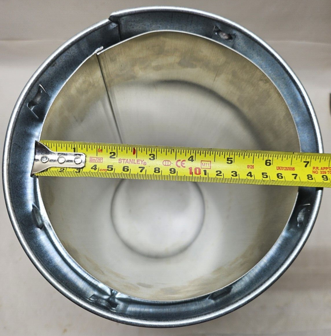 DuraVent 8″ Inner Diameter Aluminum Type B Gas Vent Round Rigid Pipe 8GV18