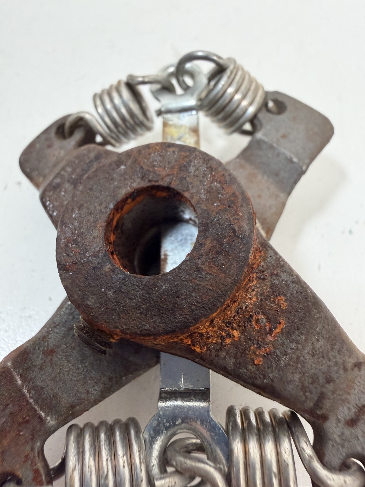 Bell & Gossett Coupler Coupling Cast Iron Assembly fits all Series 100