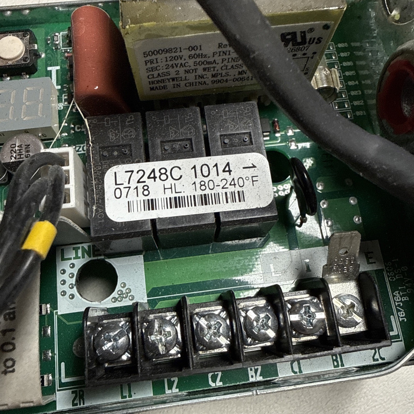 Honeywell L7224U-1002 Electronic Oil Aquastat
