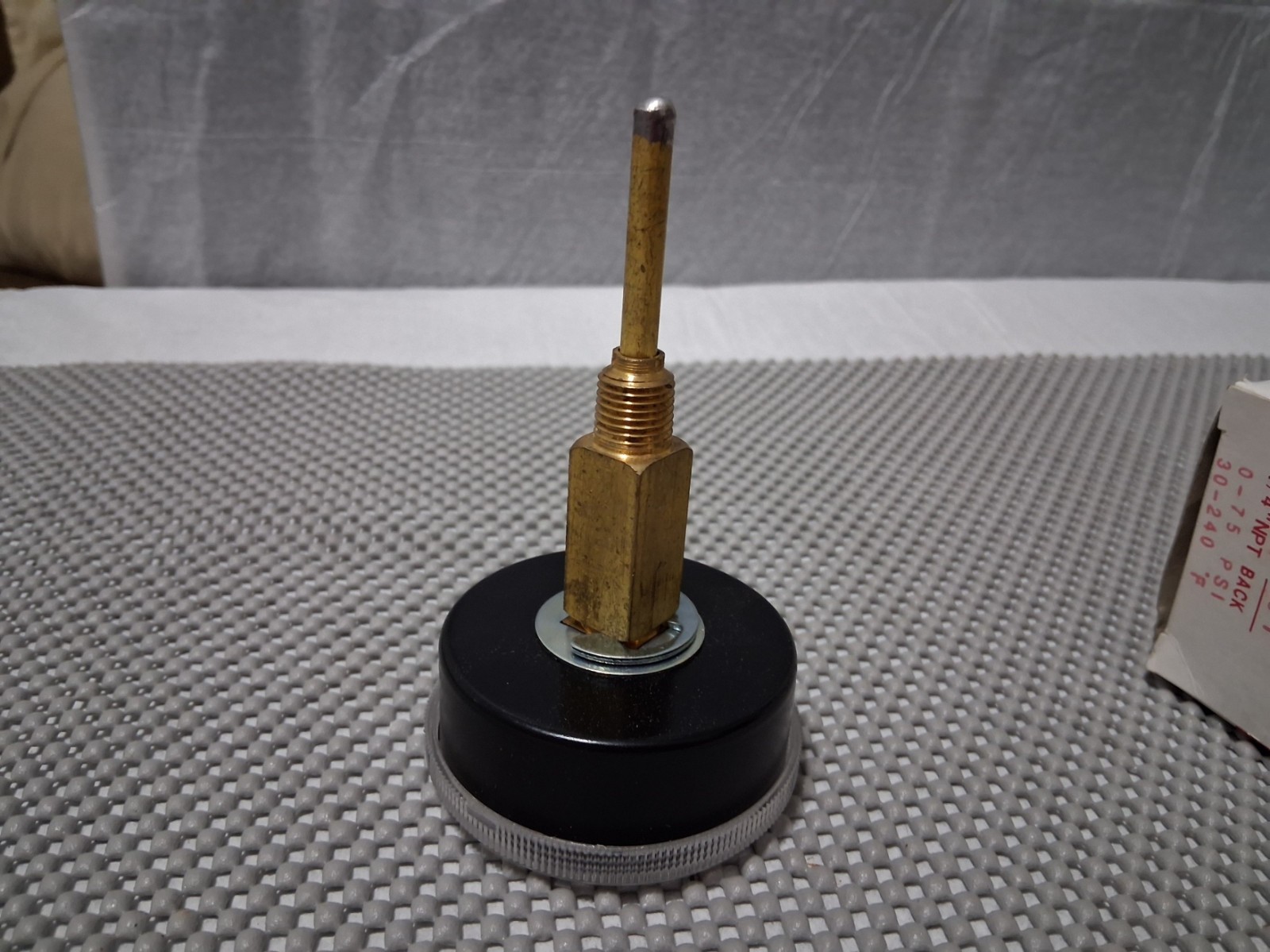 NOS Tridicator Gauge 30 – 240 F 0-75 psi 1/4″ NPT w/ Extension 3″ Dial