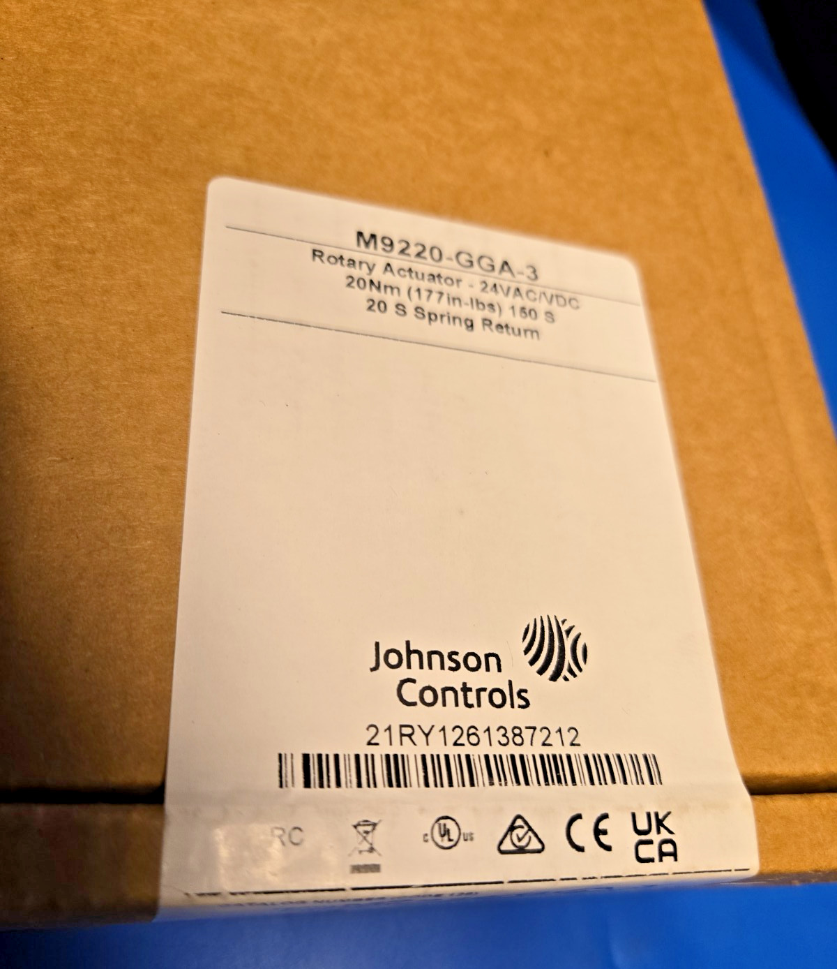 Johnson Controls M9220-GGA-3 Rotary Actuator 177in-lb Spring 24VAC/DC NEW SEALED