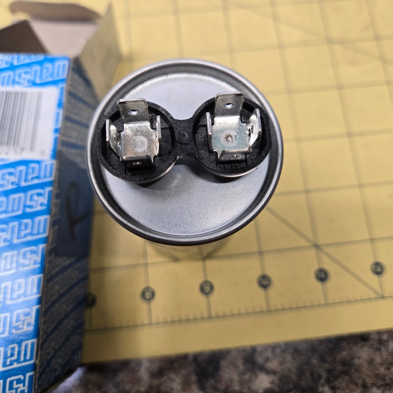 NEW GENUINE MARS 12217 MTR RUN CAPACITOR 30 MFD, 370 VAC