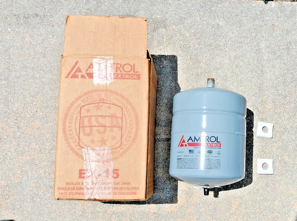 AMTROL EX-15 Hydronic Boiler Expansion Tank, 1/2″ Male NPT Inlet.