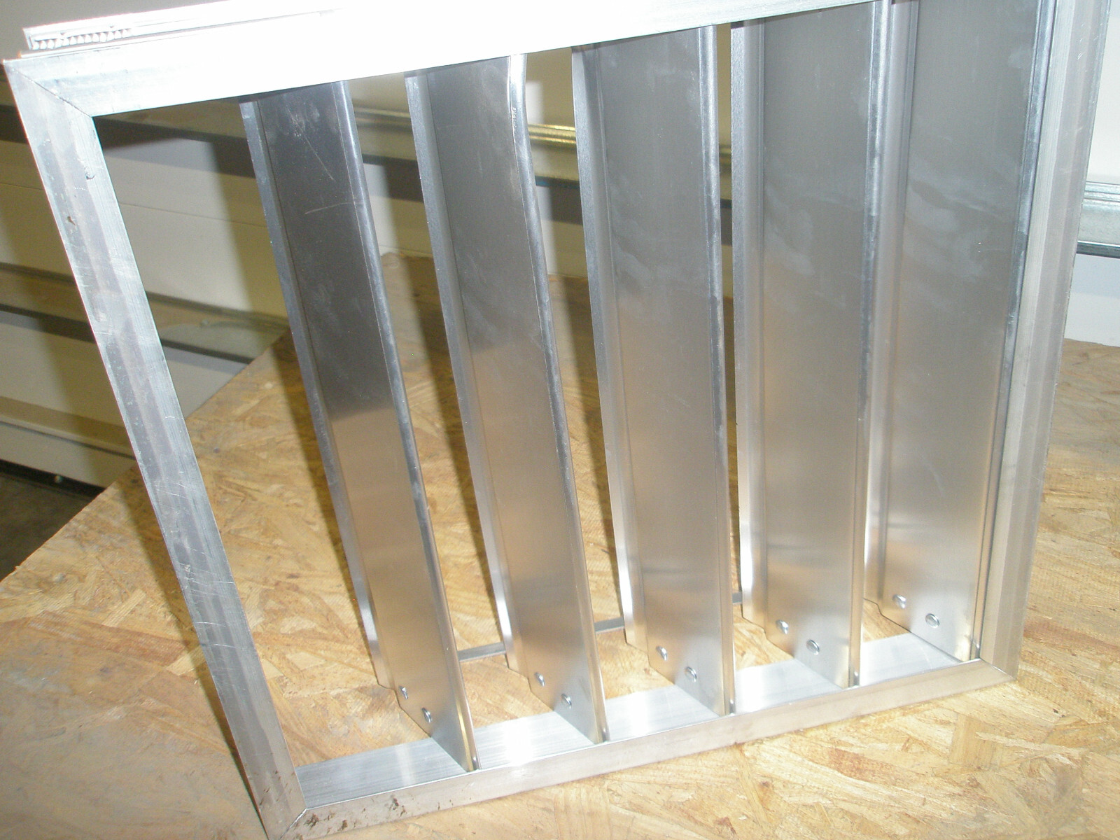 18″X18″ ALUMINUM EXHAUST LOUVER LOUVERED VENT, GRAVITY CLOSE LITE DING SEE PICS