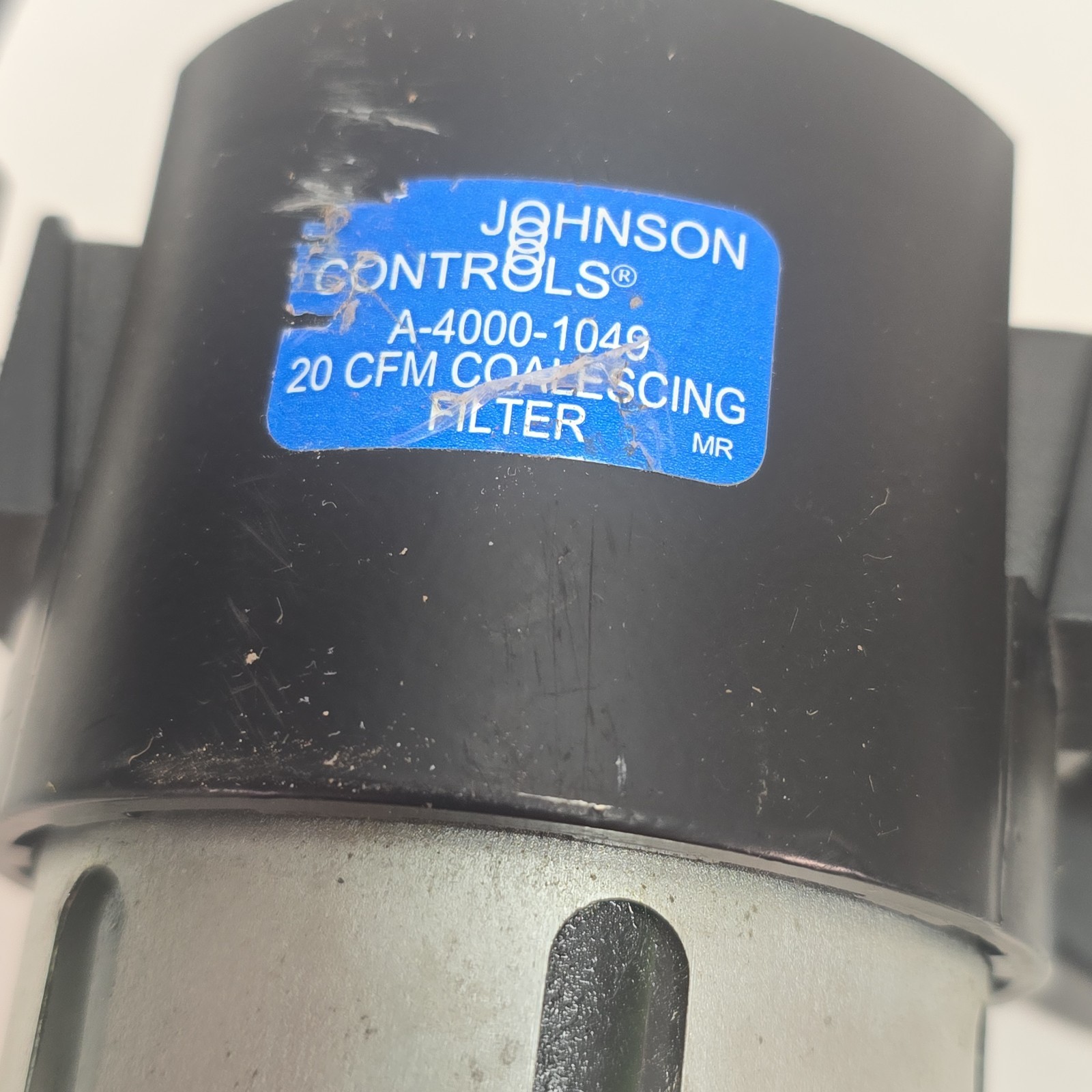 JOHNSON CONTROLS Coalesing Filter A-4000-1049 G-2010-24 Pressure Gauge & Bypass
