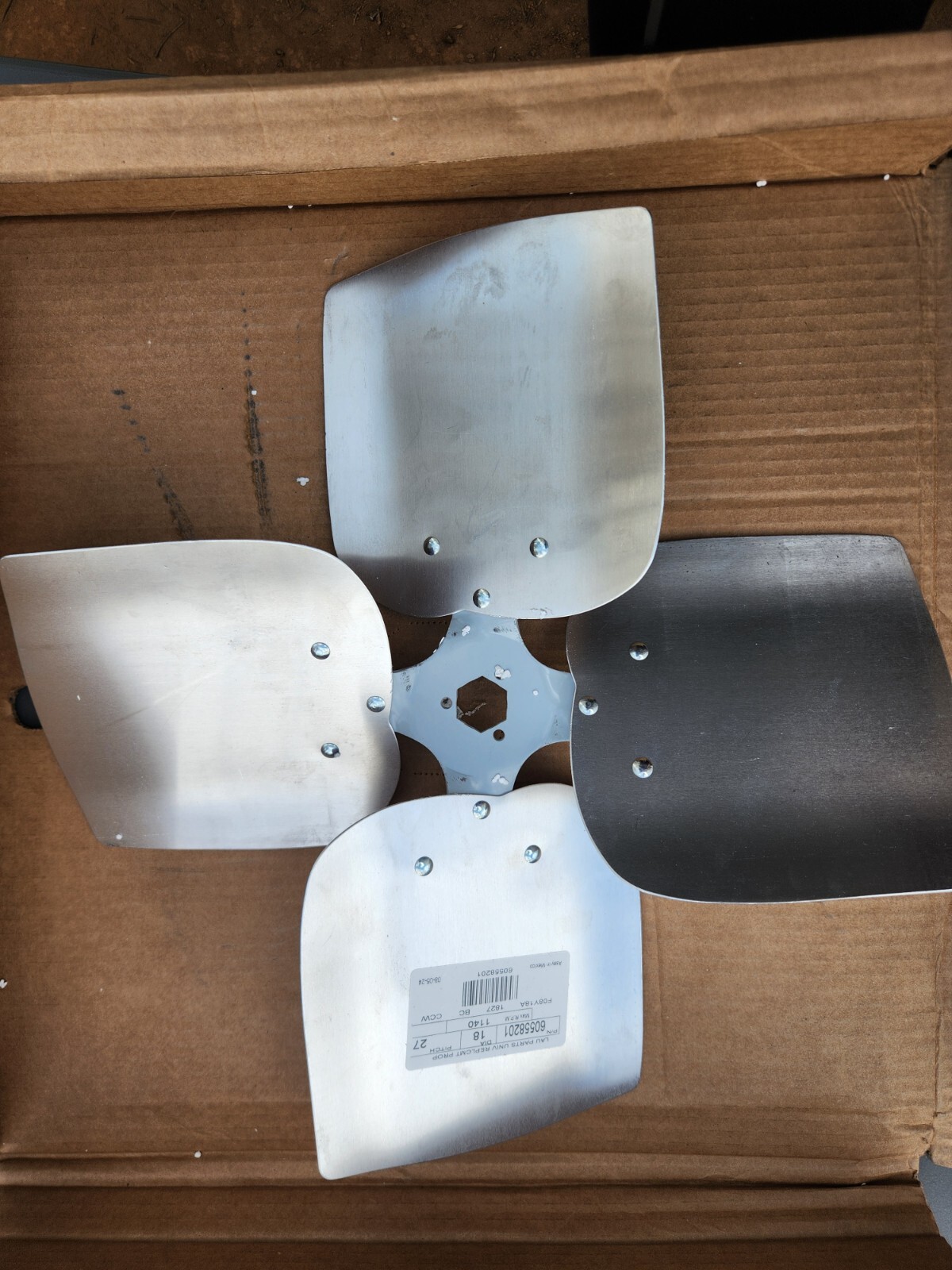 (2 Pk) Lau 60558201 18″ Fan Blade CCW Rotation 27 Degree Pitch 4 Blades