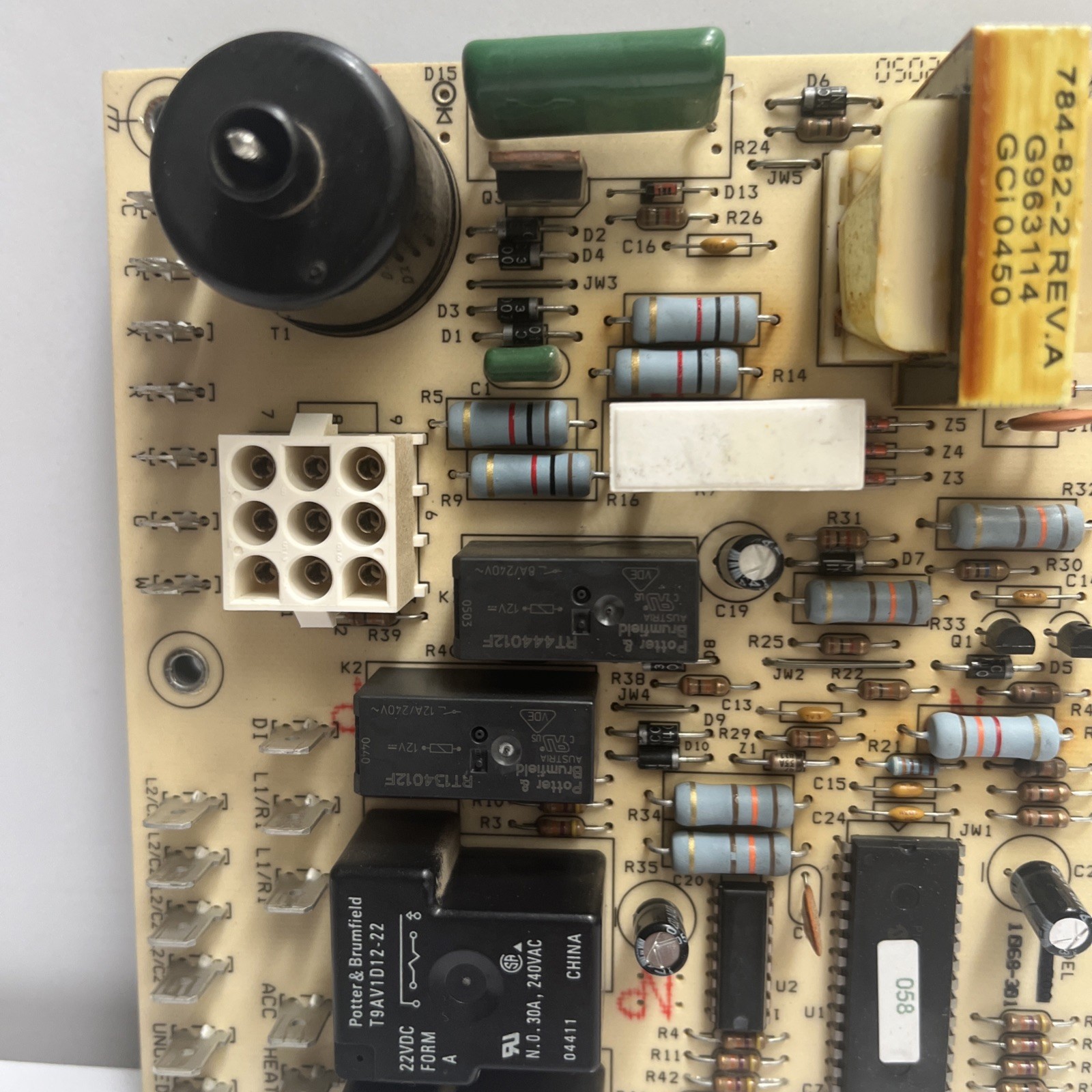 RHEEM RUDD FURNACE CONTROL CIRCUIT BOARD 62-23599-02 Utec 1068-301 OEM