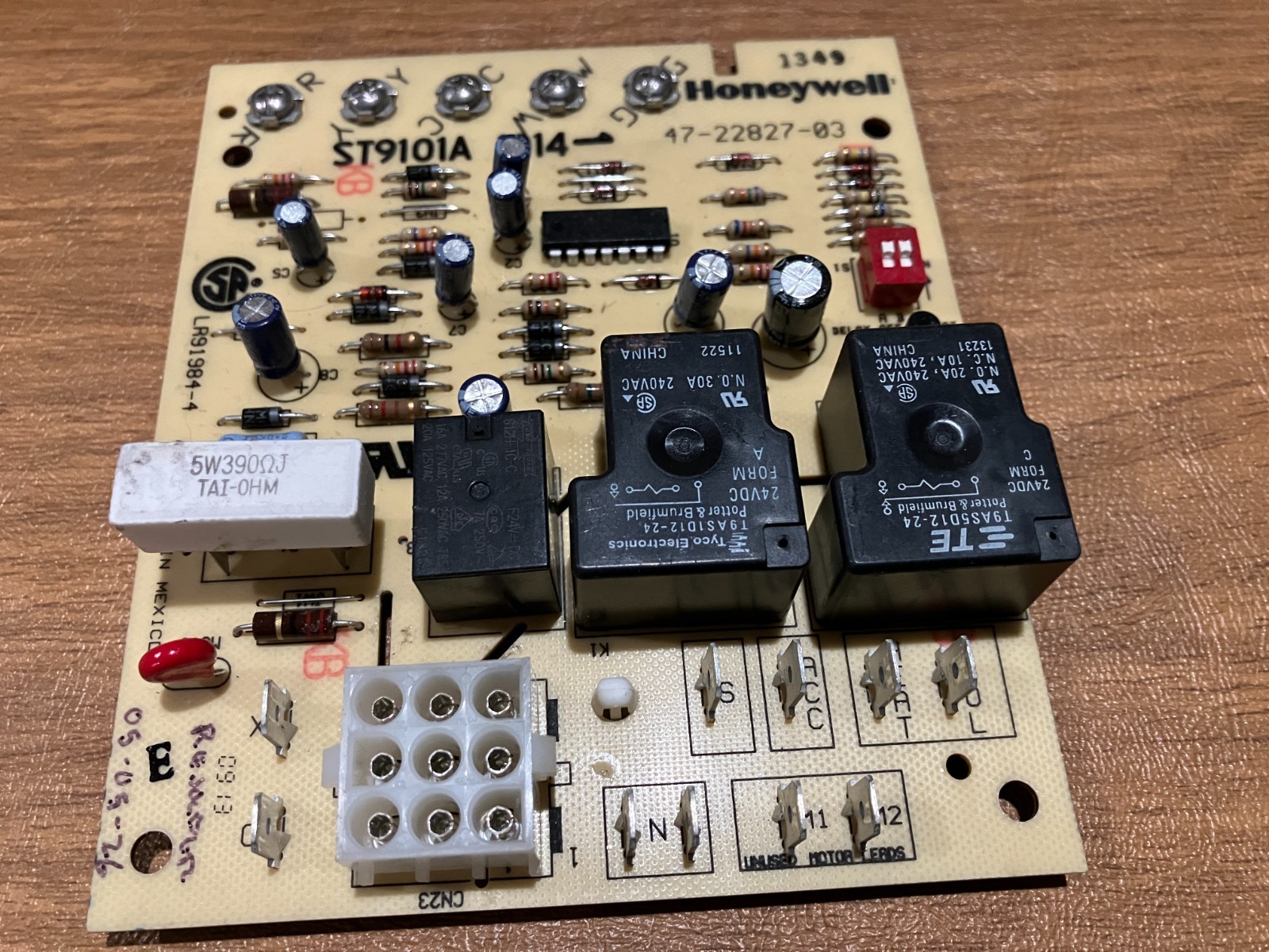 Honeywell Resideo ST9101A1014 Rheem 47-22827-03 Furnace Circuit Board TESTED