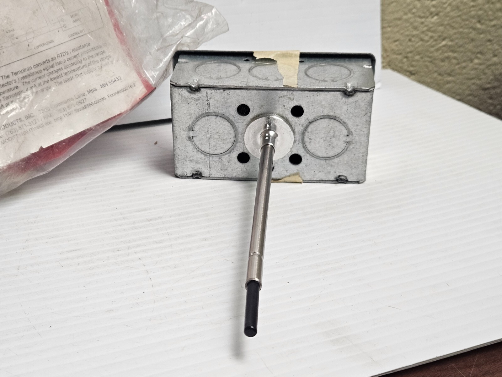 NEW MINCO TEMPERATURE SENSOR AS204803PDY6T111H2 TT151PD1H 100-BW
