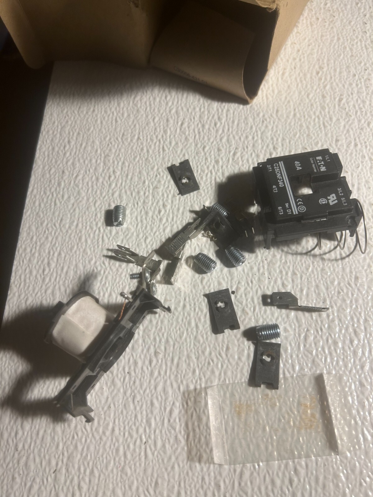 PARTS Contactor Three 3 Pole 40 Amps 240 Volts HVAC Parts