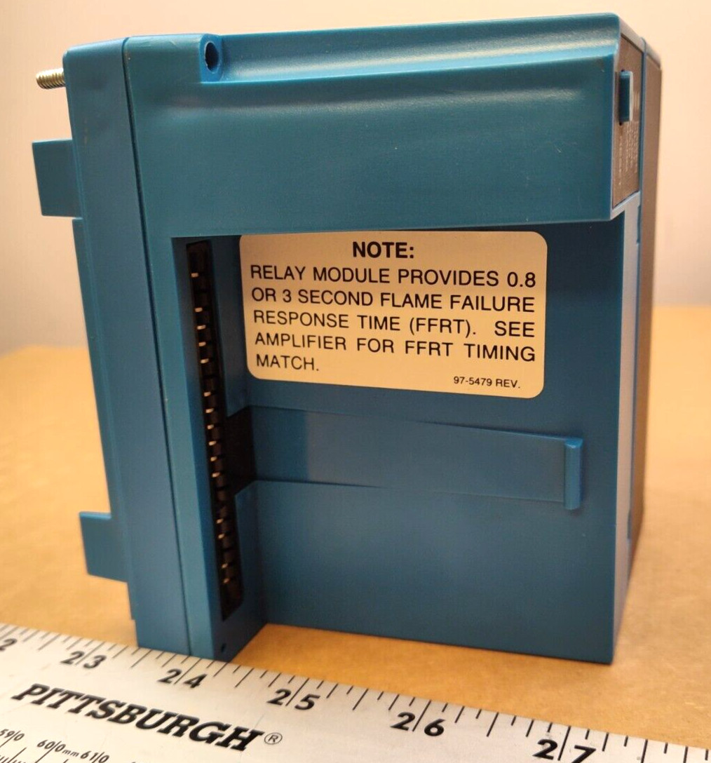 Honeywell On-Off Primary Control with PrePurge – In Burner Control RM7895 A 1014