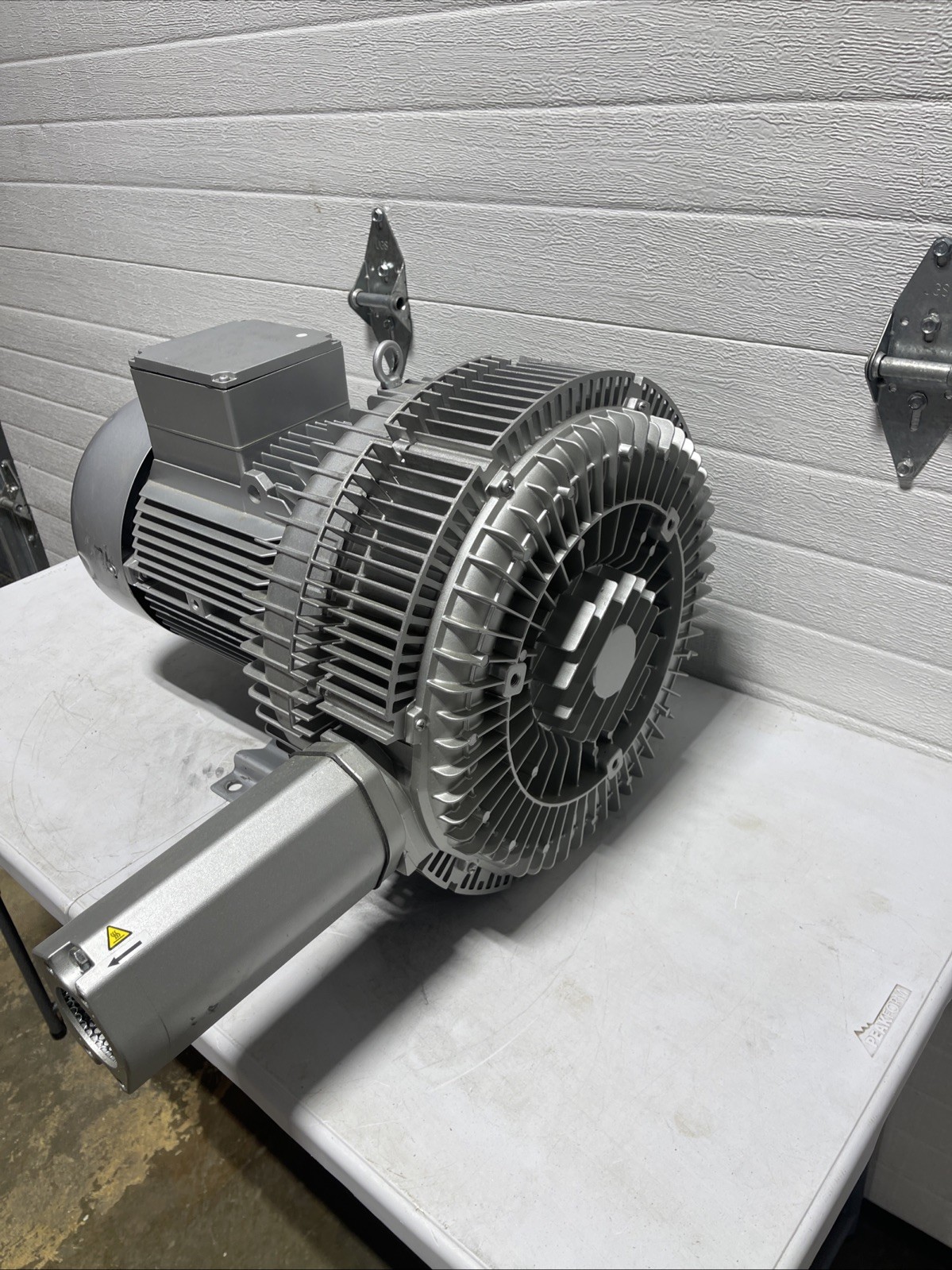 Fuji Electric 2Vfb60-8.4-7W Regenerative Blower,2 In.,7.40 Hp,3 Ph
