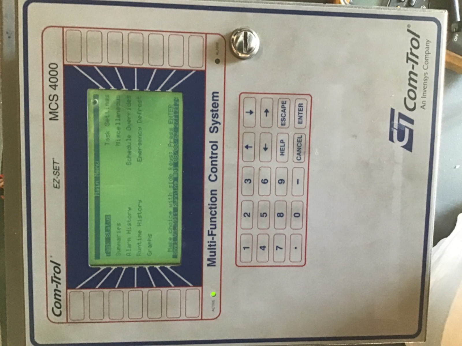 Comtrol Refrigeration Controller MCS4000 with clear screen and good battery