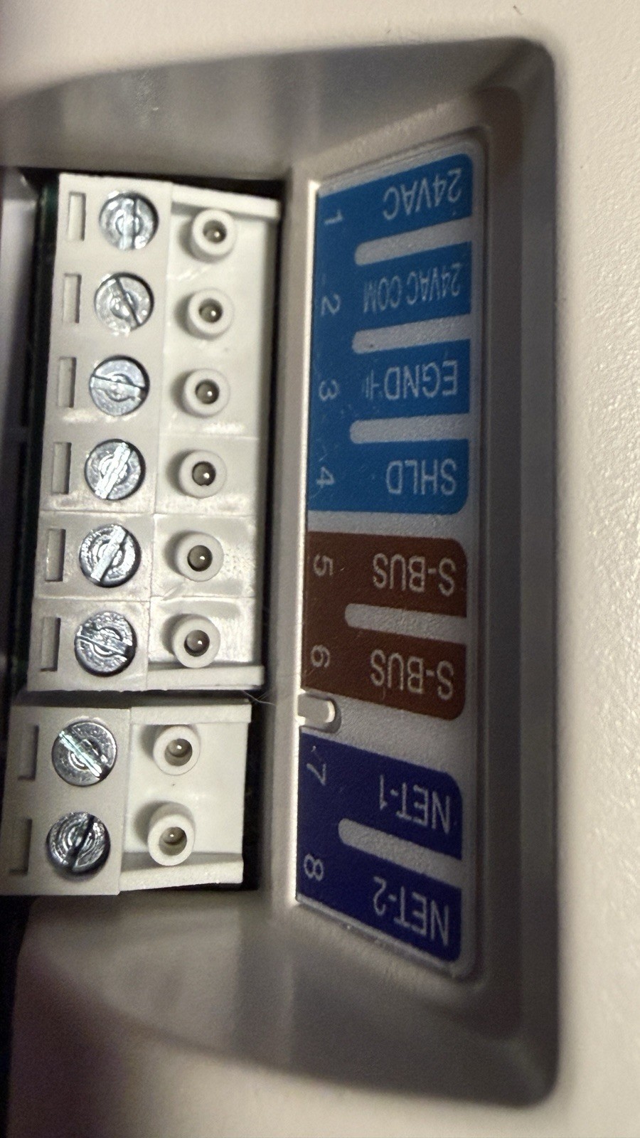 Honeywell YCRL6438SR1000 LCBS Connect Controller and Commercial Thermostat
