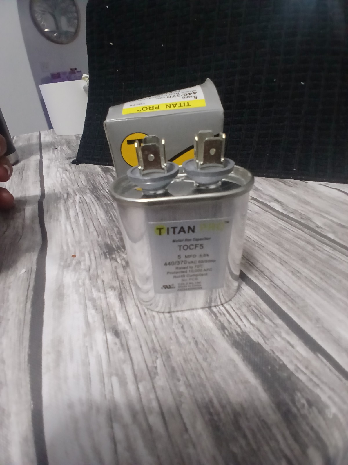 Titan Pro TOCF5 Motor Run Capacitor 5 MFD 440/370V Oval