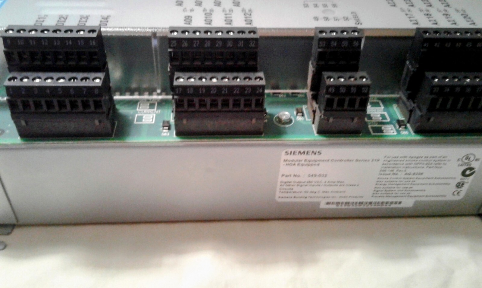 Siemens Apogee Mechanical Equipment Controller MEC Series 210 HOA 549-032 USED