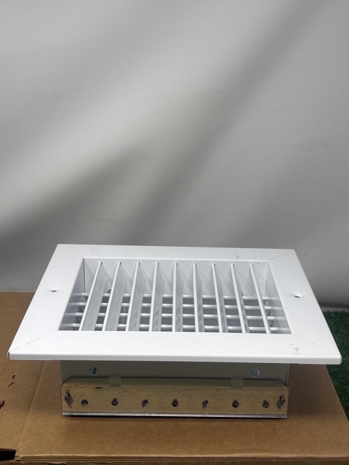 Tuttle & Bailey T64 HVAC Ceiling Wall Air Diffuser Vent Register 8×6 White