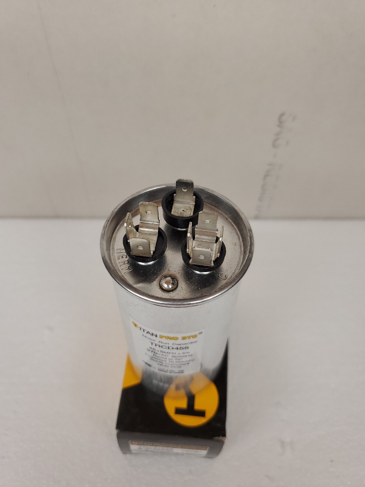 45+5 MFD TITAN PRO 370 TRCD455 HVAC Round Motor Run Capacitor 45/5 MFD 370VAC