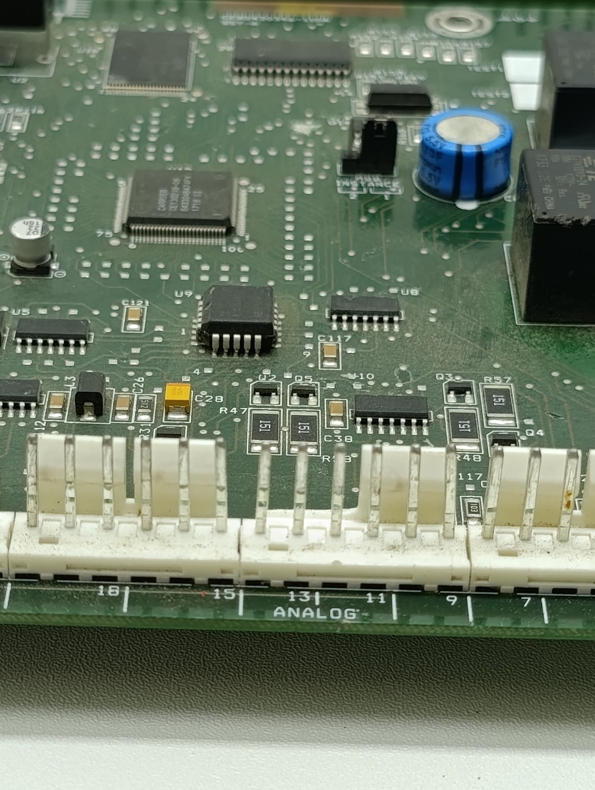 Carrier CEPL130346-01 Chiller Control Board HK50AA029 Per 2 pcs lot