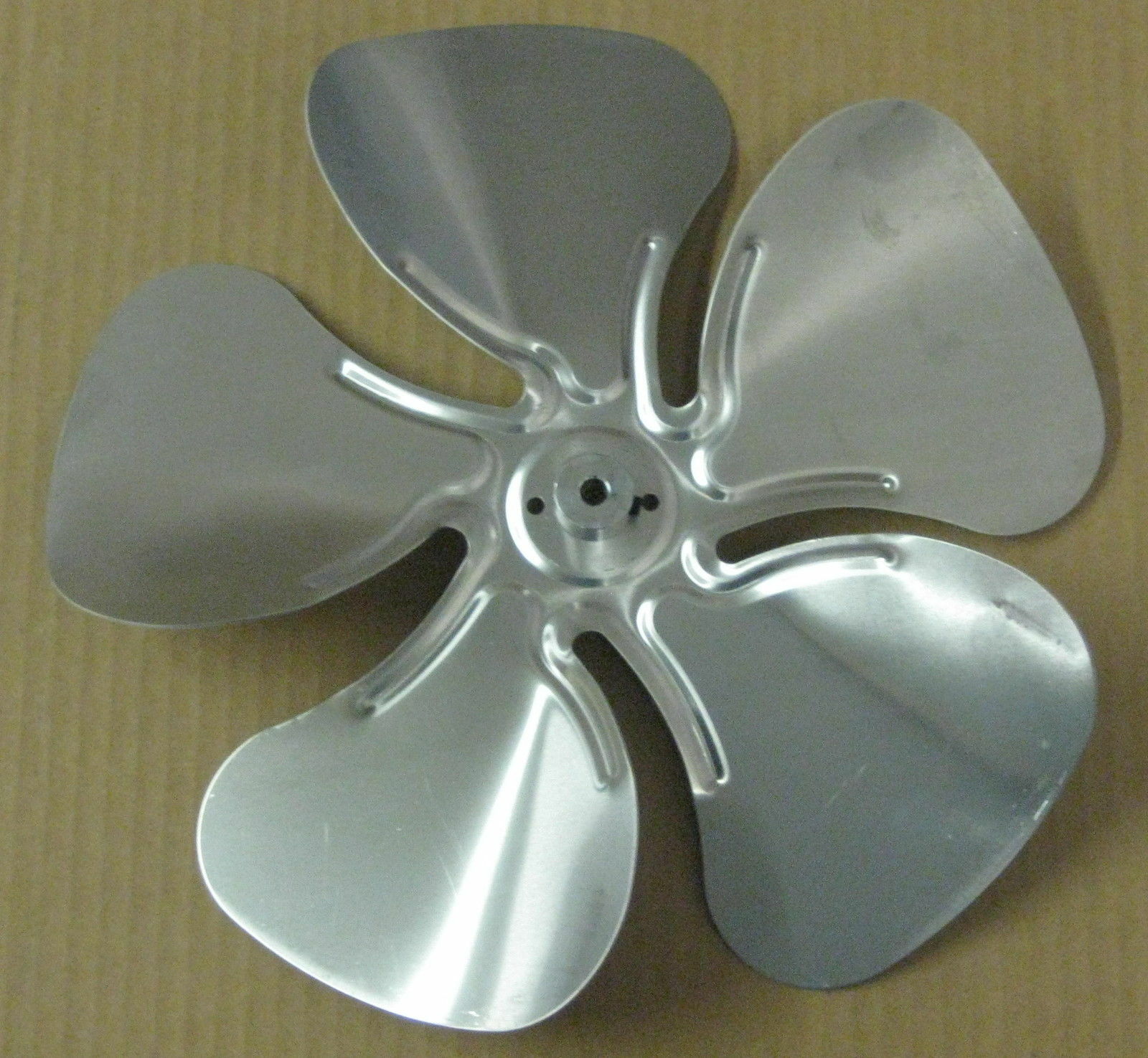 A65123 Metal Fan Blade 12″ Diameter 5 Blades 5/16″ Bore Hub CW 23 Degree Prop