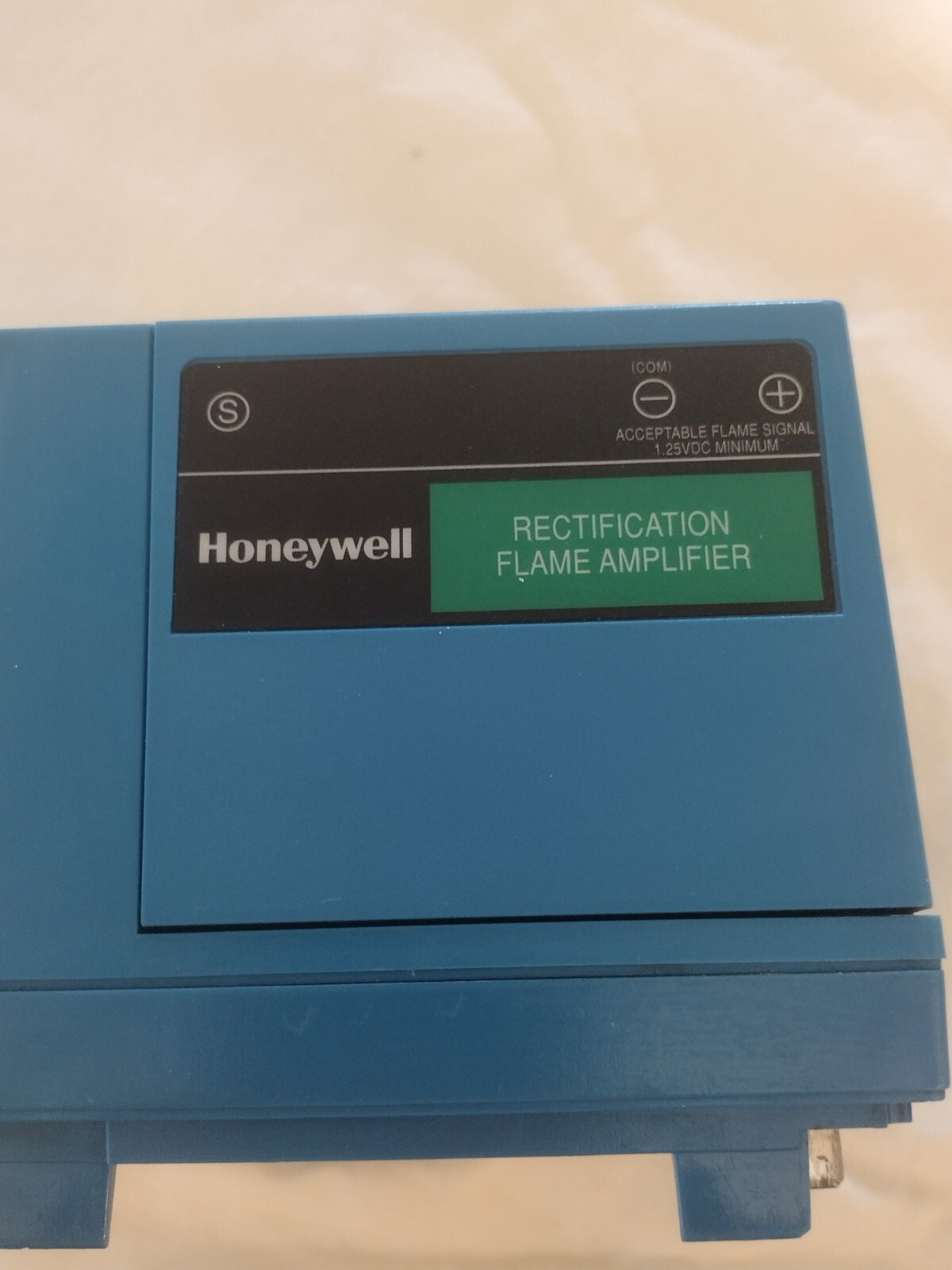 Honeywell RM7895 A 1014 Burner Control Complete System Tested Working