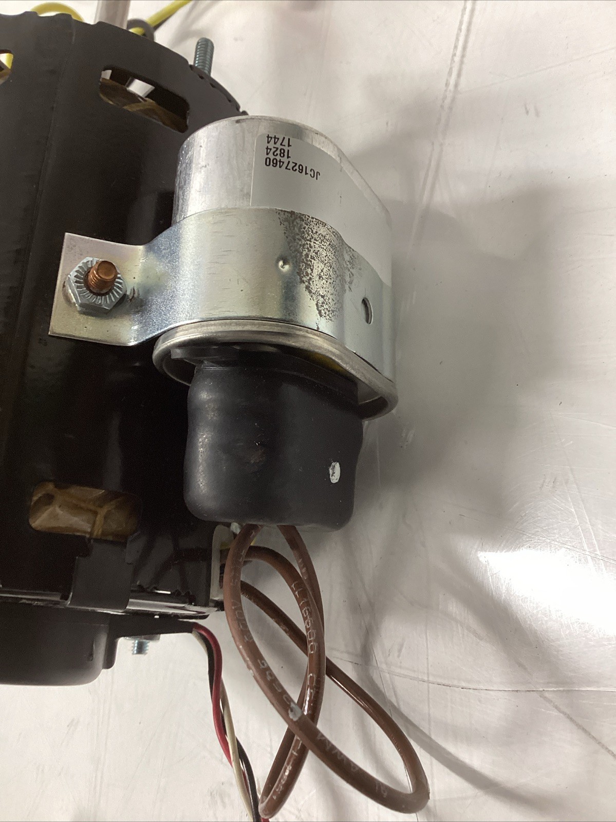 Fasco 7162-732 Blower Motor 1/16 HP 3450 RPM 230V w/ Capacitor & Harness R-140