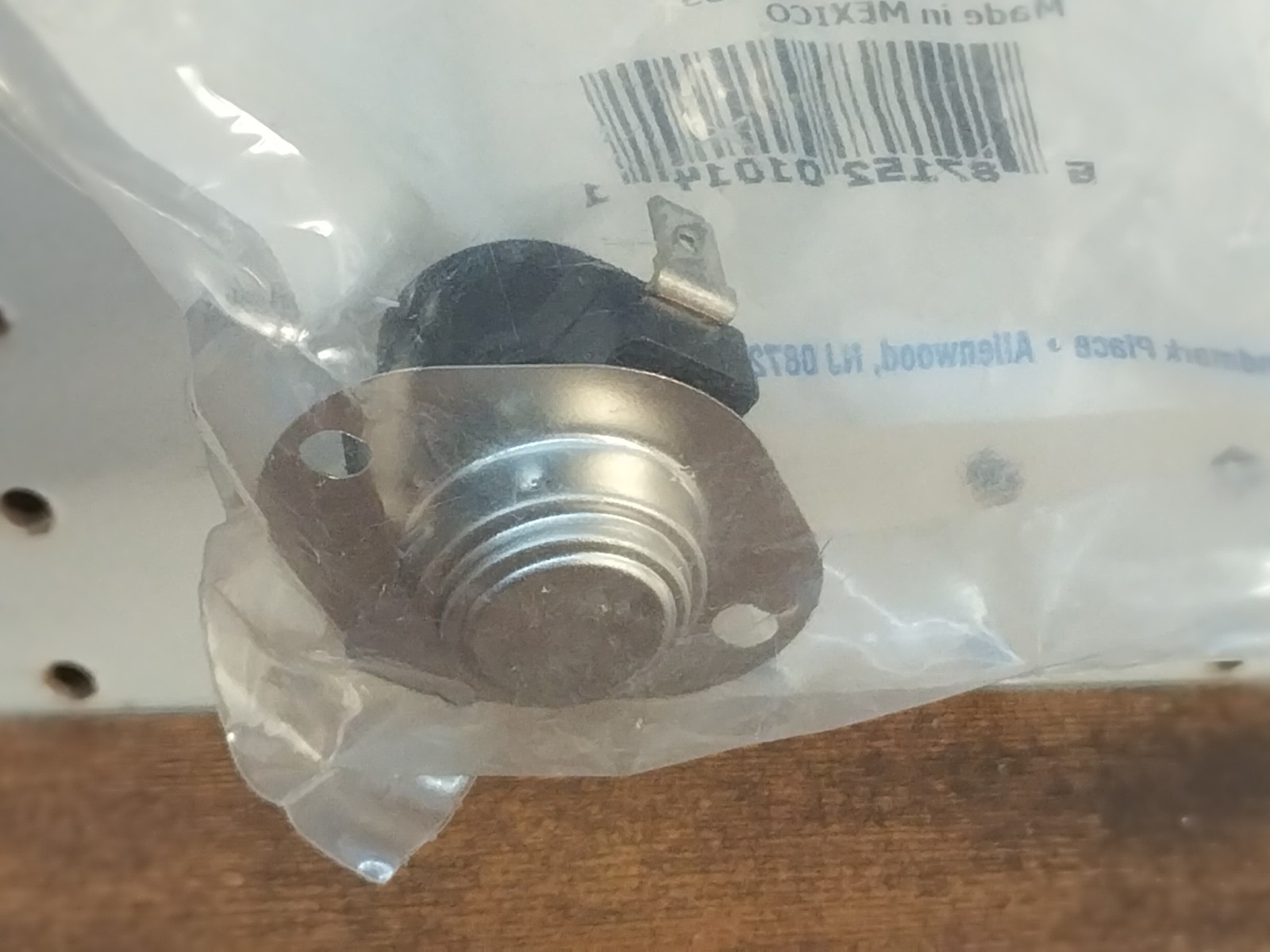 Lot of 7 SUPCO AT012 Adjustable Thermostat 3/4″ Bi-Metal 135-175 F Open on Rise