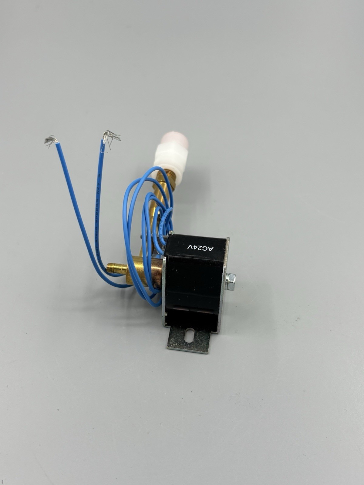Honeywell 50041883-002 AC Solenoid Valve for HE100 and HE200
