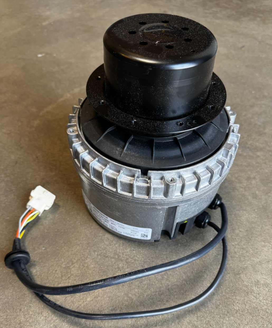 EBMPAPST HC52JZ231, BLOWER MOTOR M3G084-FA15-U5 **A118**