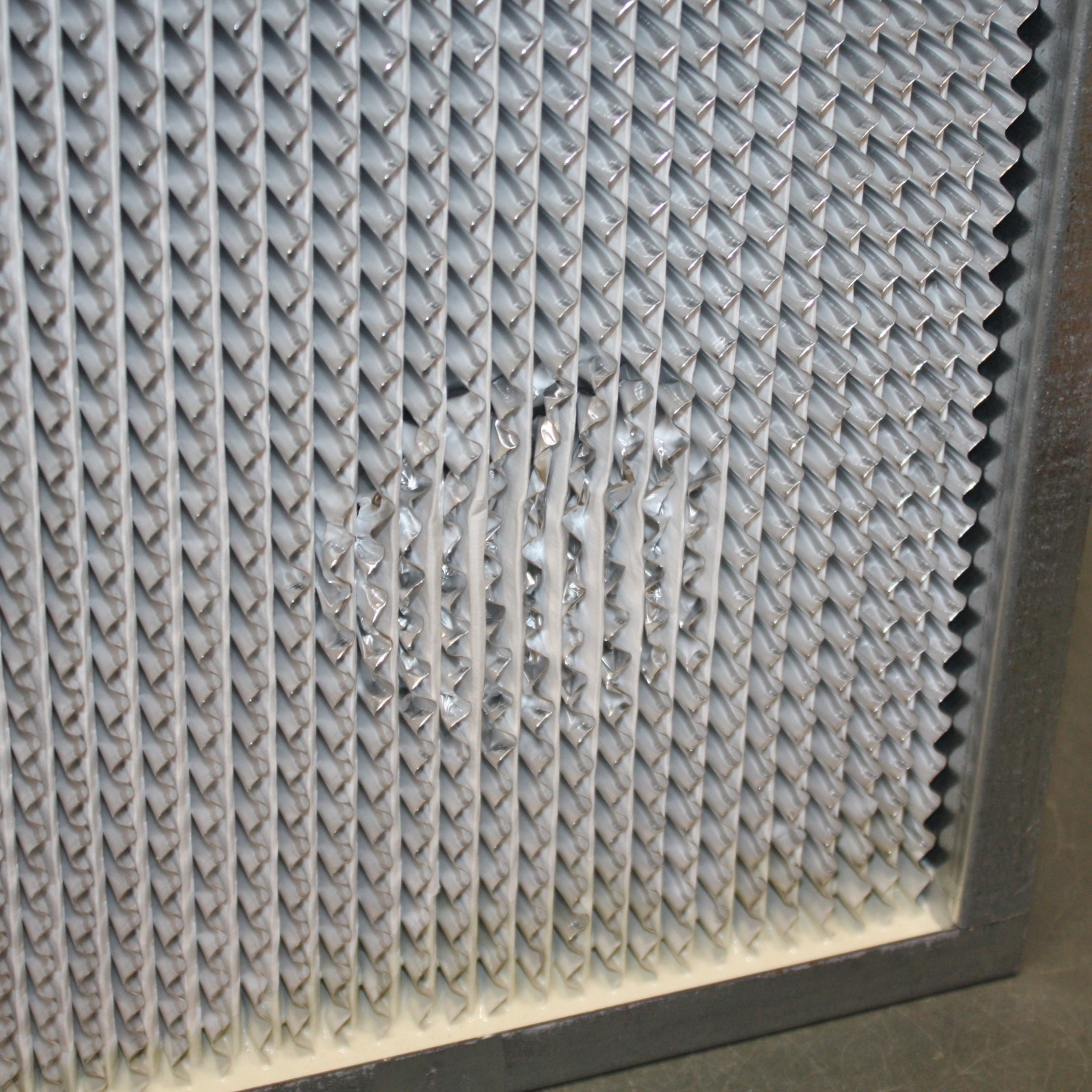 Omnitec Pleated Air Filter OAH1212-40, 12″ x 12″ x 11-1/2″, 0.3 Micron, 300 CFM