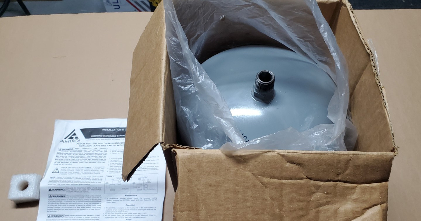 AMTROL EX-15 Hydronic Boiler Expansion Tank, 1/2″ Male NPT Inlet.