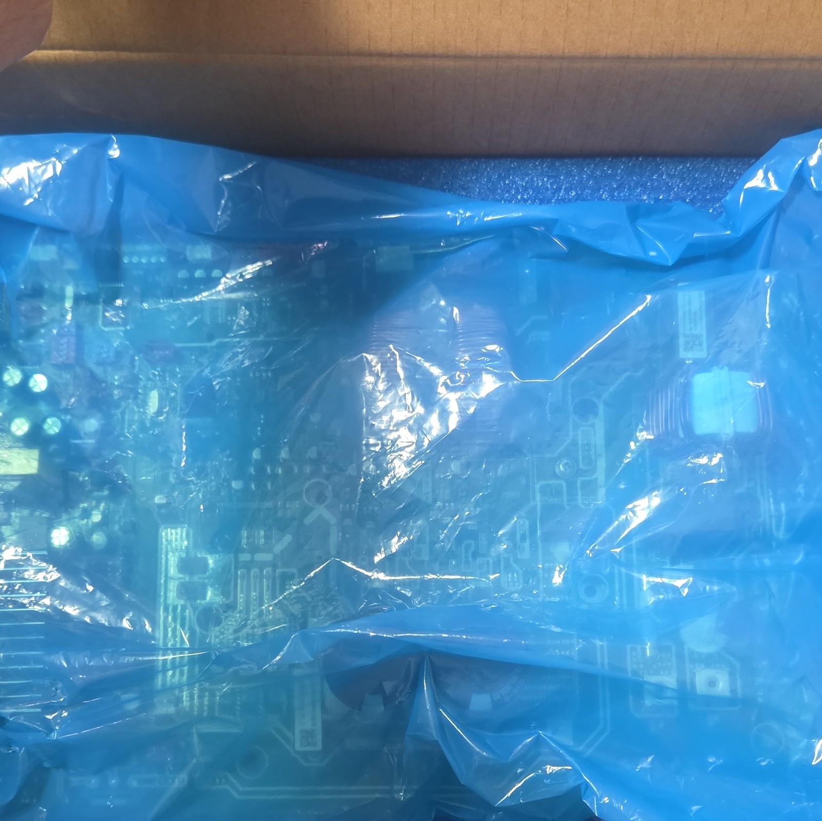 Bosch 8-733-956-891 Outdoor Control Board 16″x12″x4″ 3lb HVAC