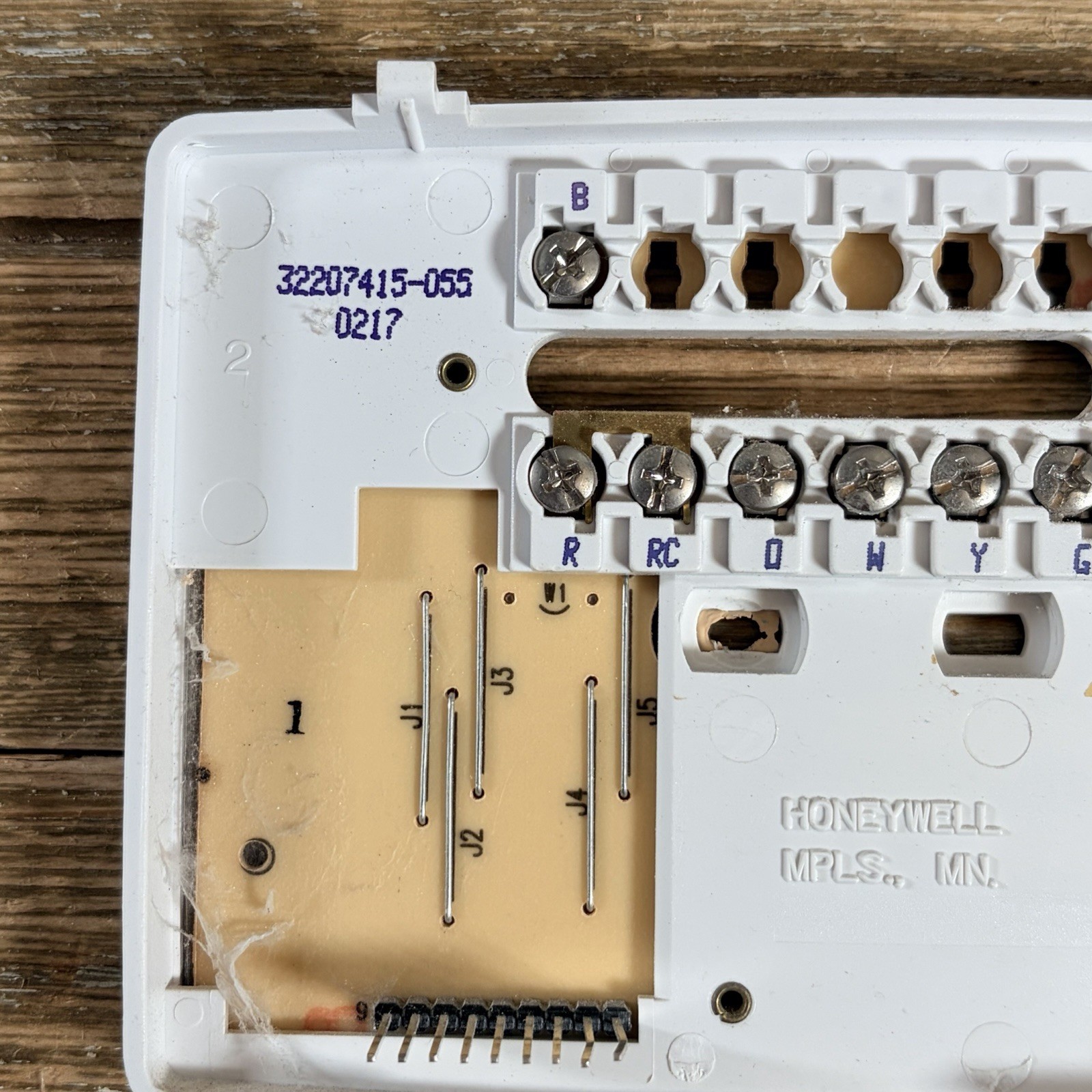 Honeywell CT3600A4451 Programable Thermostat CT3600A Tested And Works