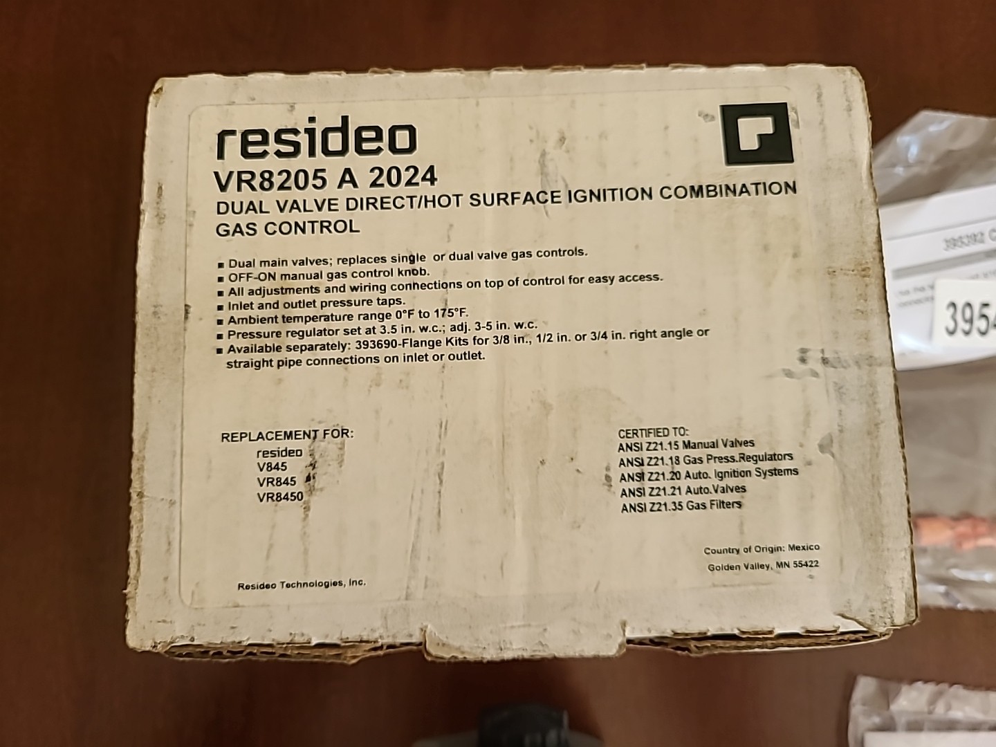 Resideo VR8205A2024 Direct Ignition Combination Gas Control