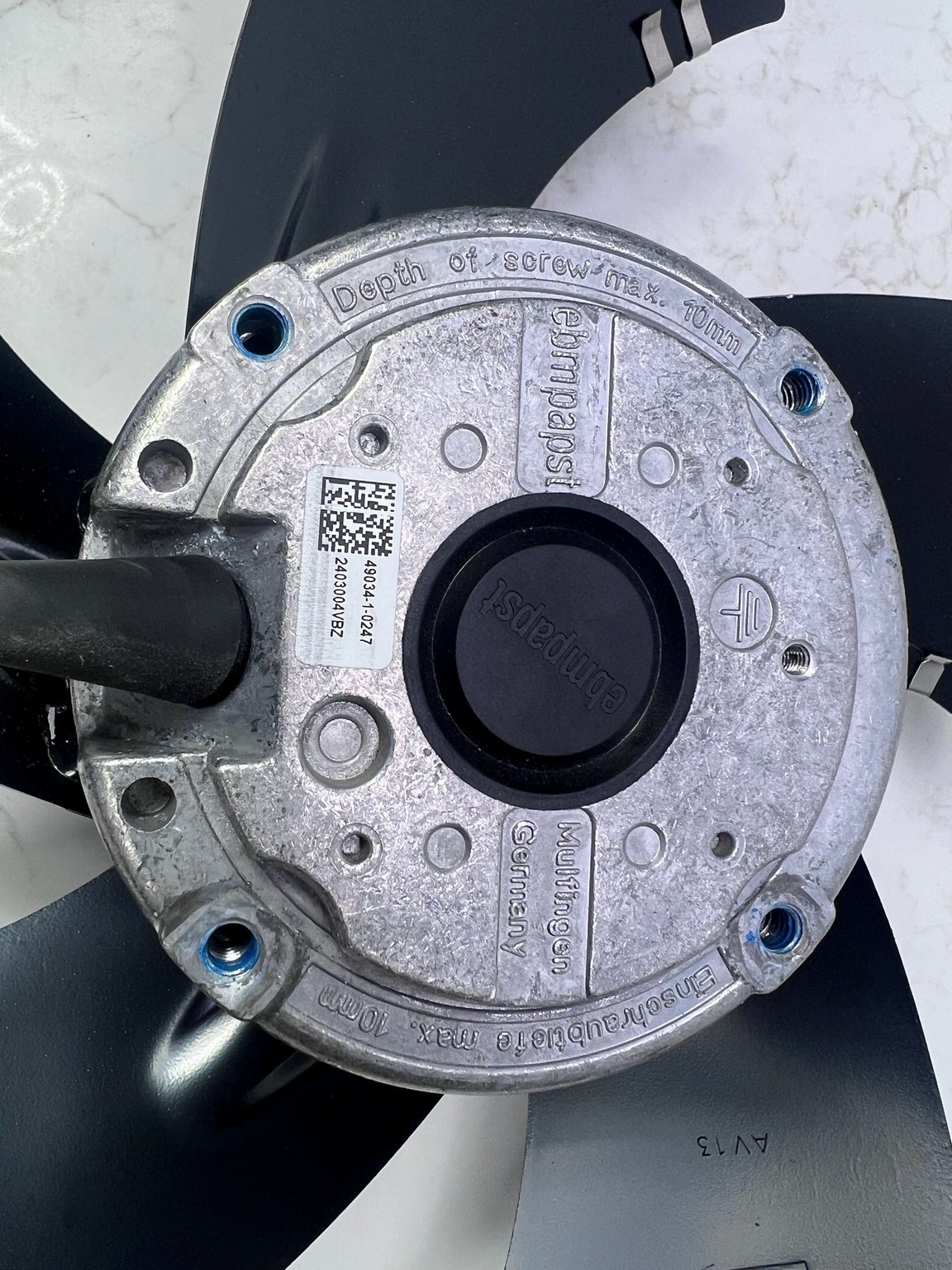 New EBM-Papst A2D300-AP02-72 S Series AC Axial Fan, 230V AC / 400V AC 2580 RPM