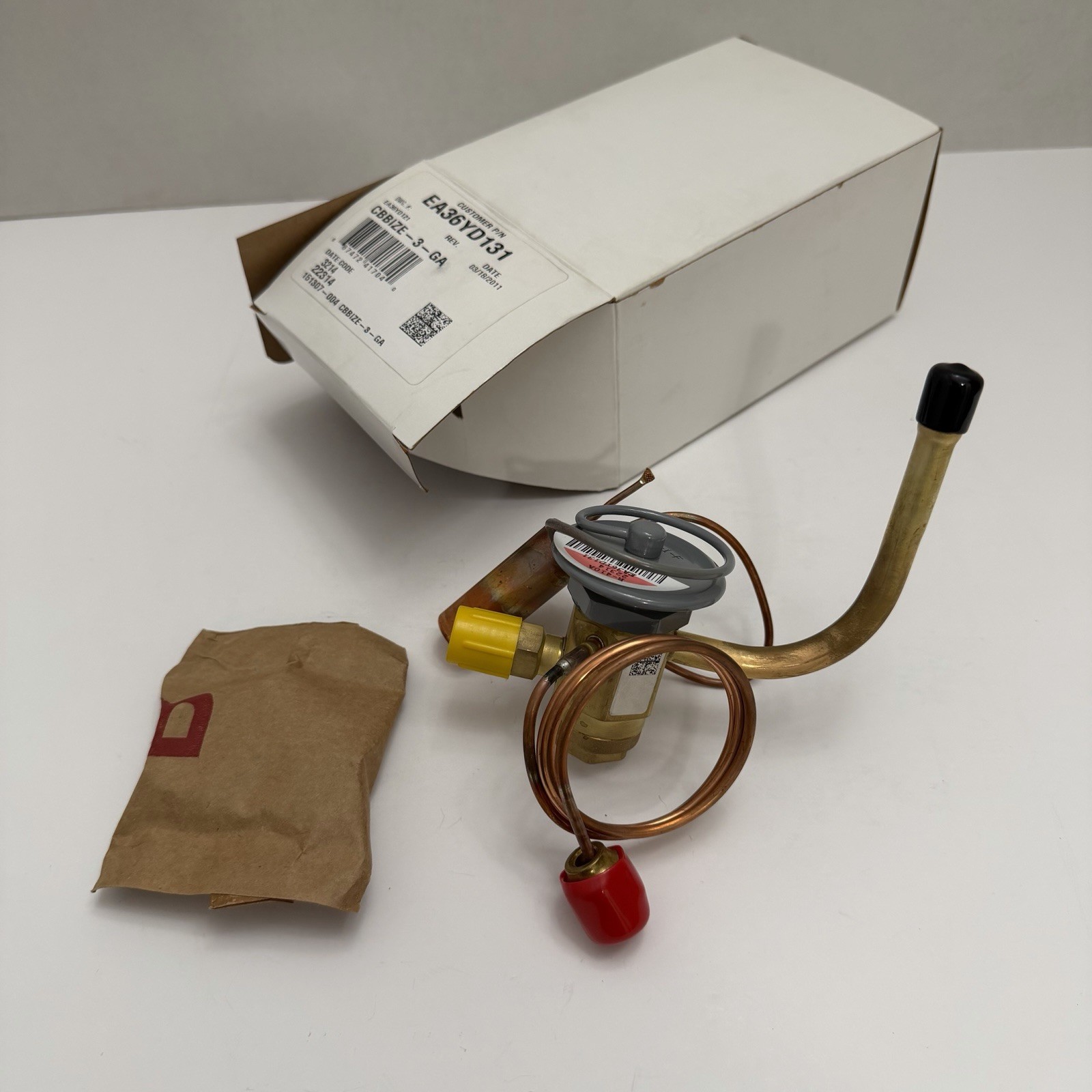 Carrier KSATX0301PUR TXV Kit Thermostatic Expansion Valve R410A OEM New Open Box