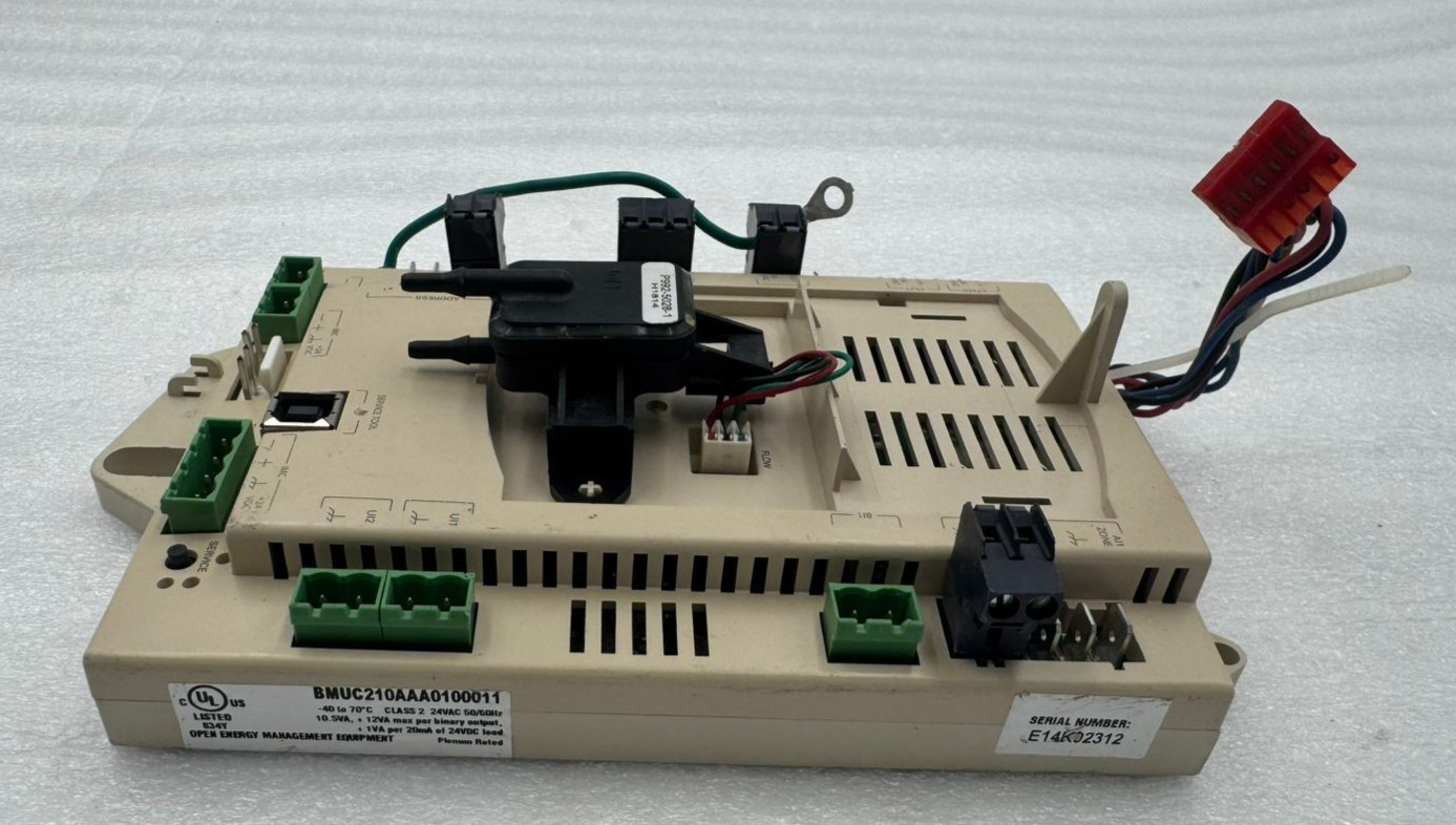TRANE UC210 BMUC210AAA0100011 CONTROLLER
