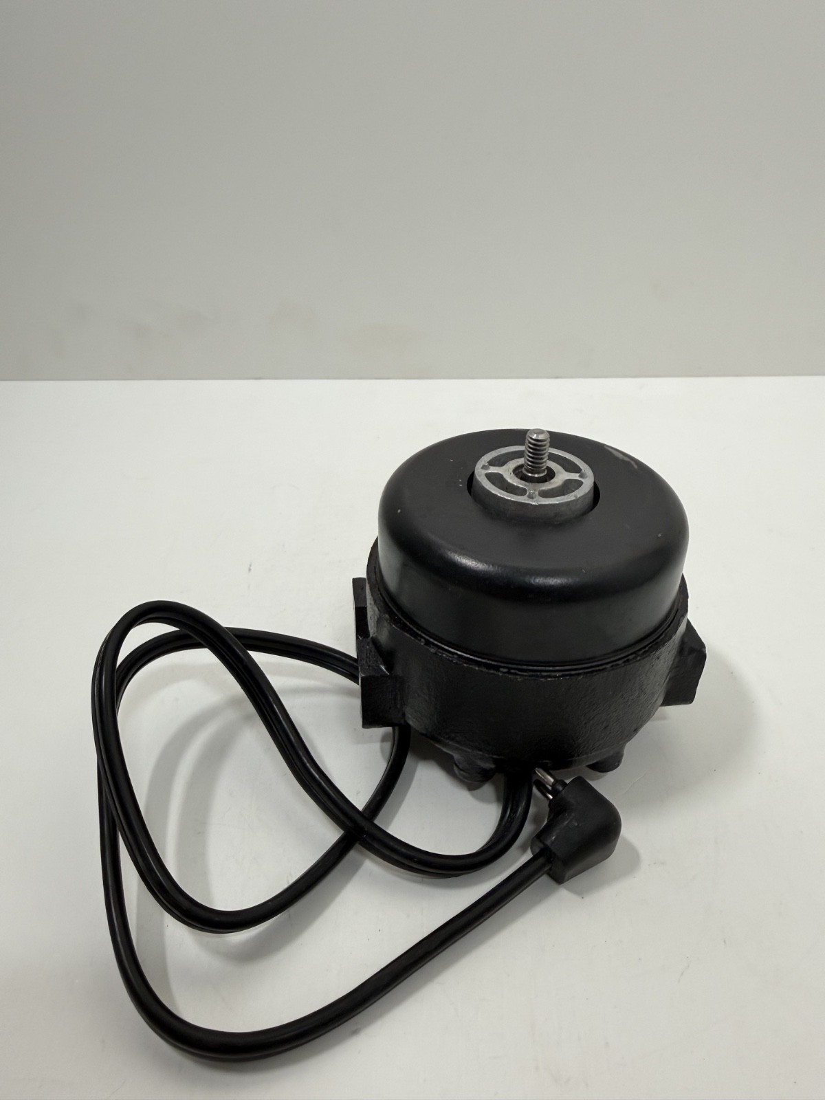 MARS 05412 Bearing Motor 115V, 9W, 1550 RPM Cast Iron Shaded Pole Unit