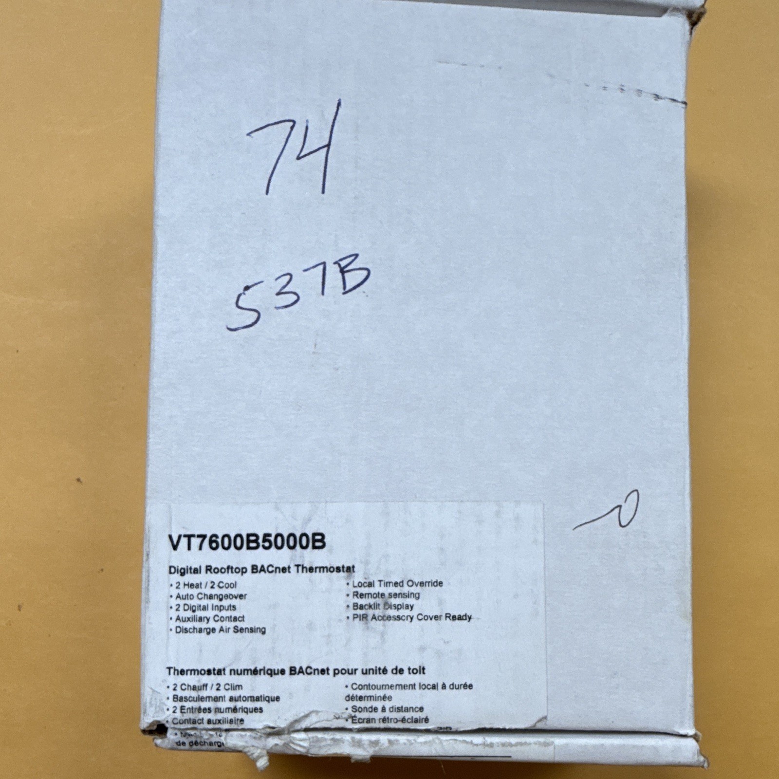 Viconics VT7600B5000B Programmable BACnet Rooftop Thermostat 2H/2C White