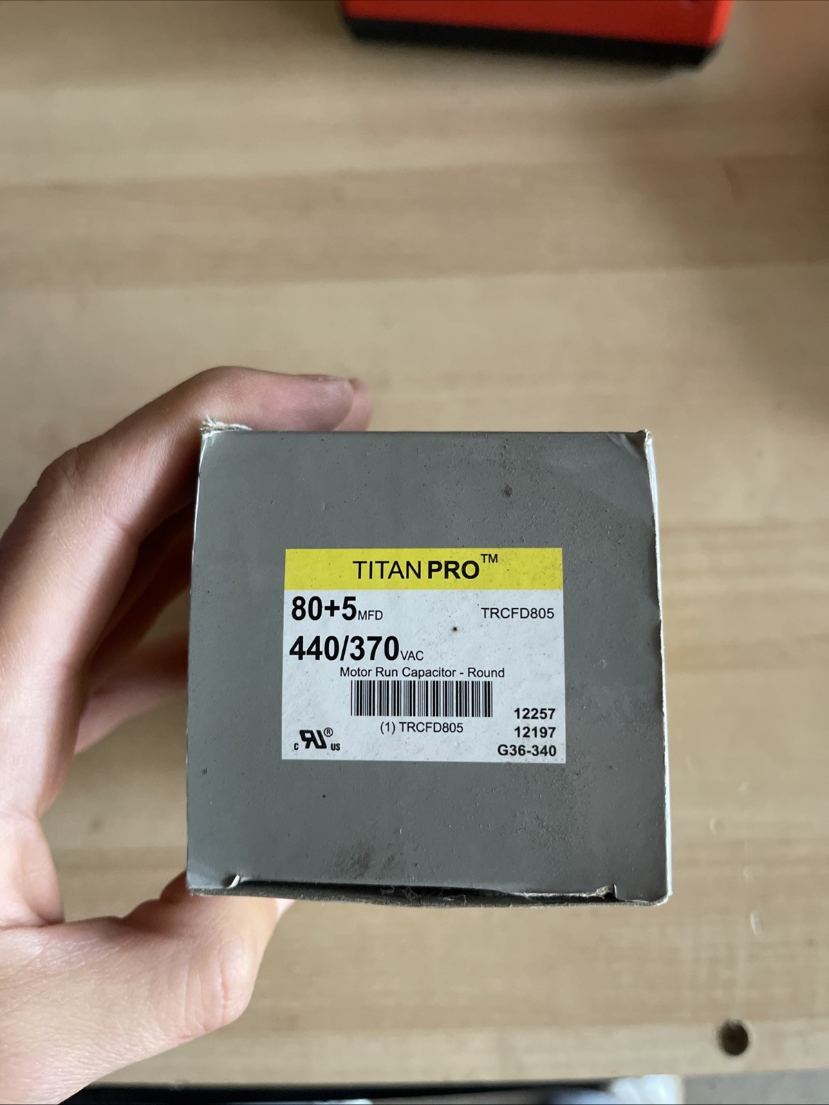 Titan Pro TRCFD805 Motor Run Capacitor 440/370v 60/50 Hz 80+5 MFD