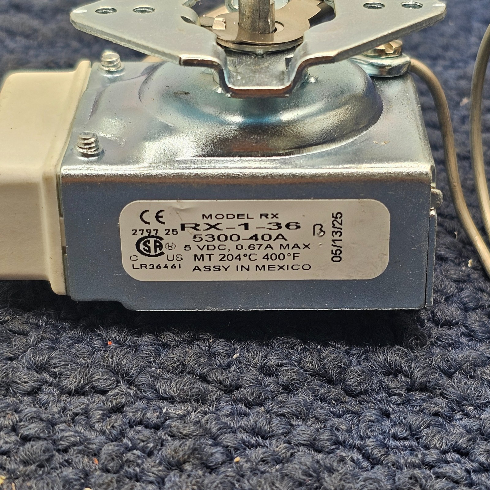MAVRIK 461272: RX Thermostat w/ 200° 400° Range & 36 in Capillary