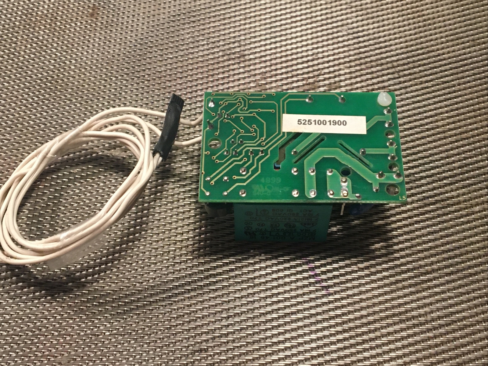 DeLonghi ac model: PAC03U Power Supply Board