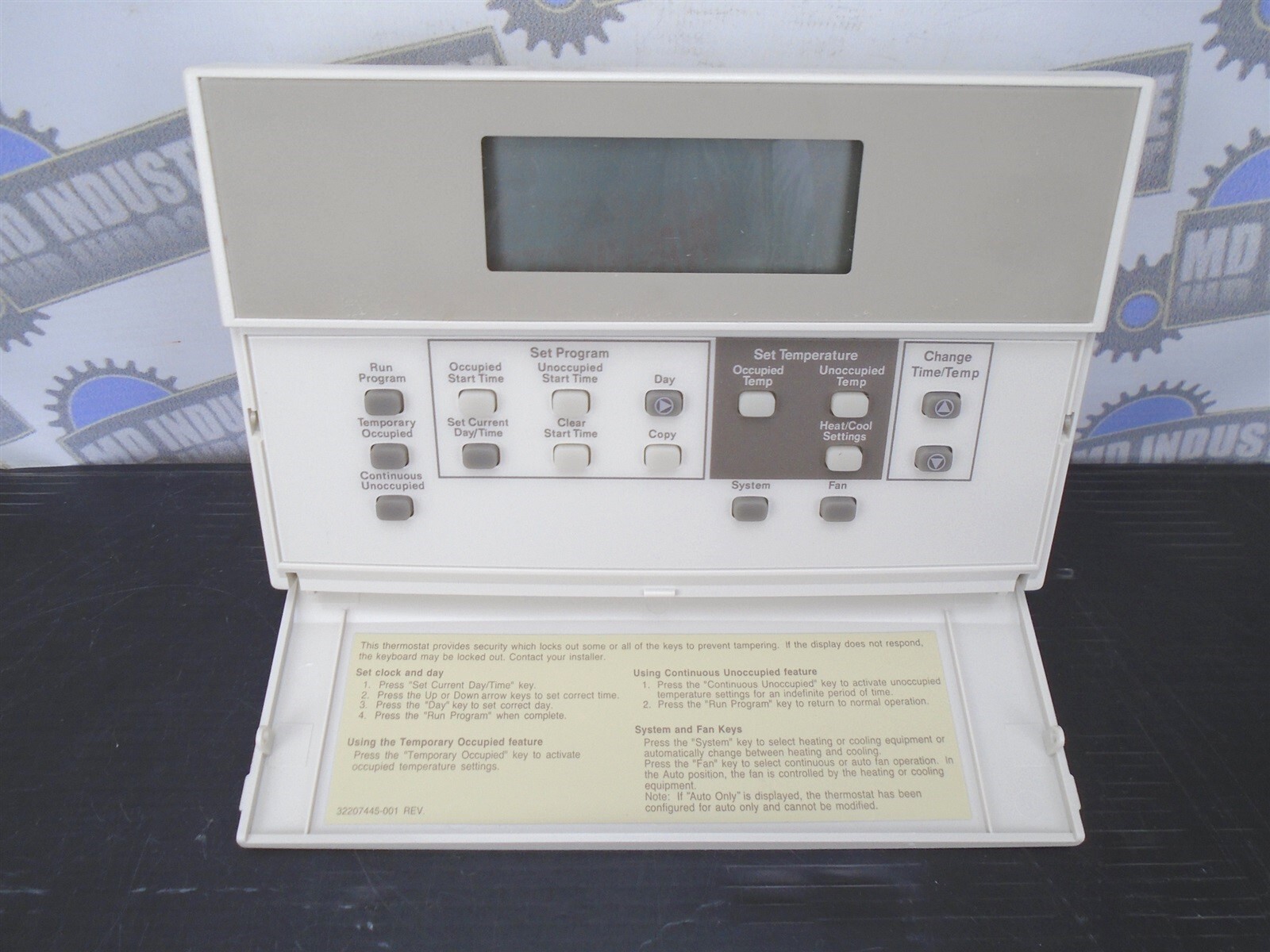Honeywell Branded YORK T7300Y-2032 Programmable Commercial Thermostat for 3H/3C